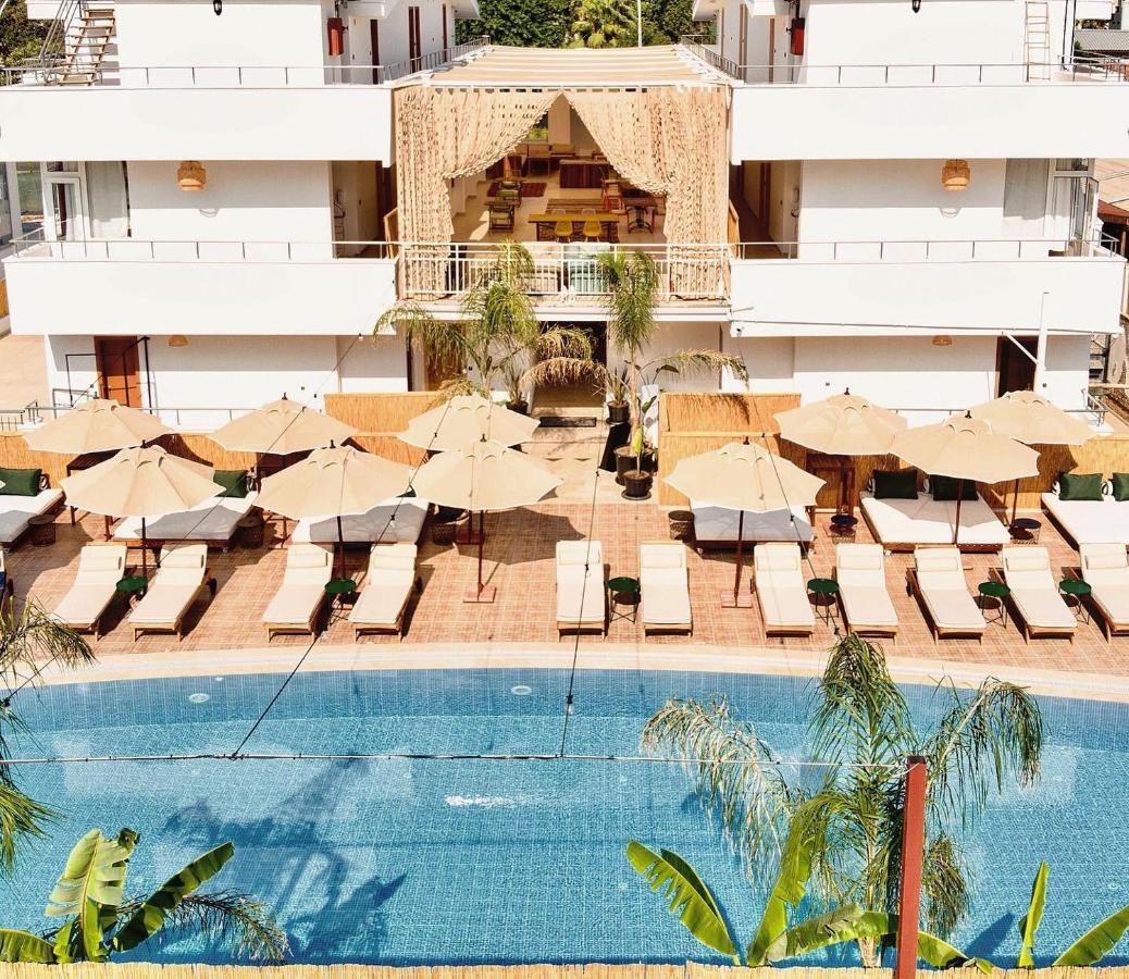 Esquire Hotels And Lounges Кемер Екстер'єр фото