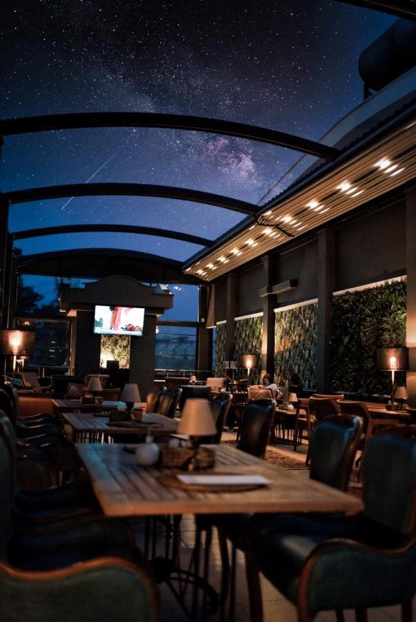 Esquire Hotels And Lounges Кемер Екстер'єр фото